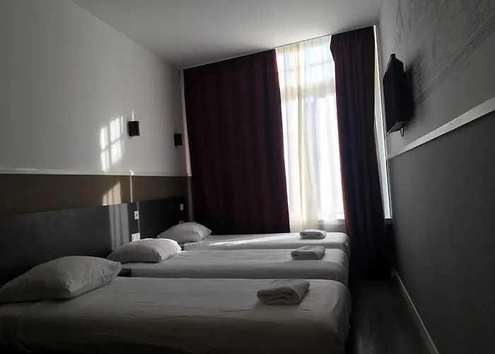Hotel Manofa